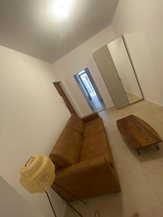 T1 Intra-muros Apartment